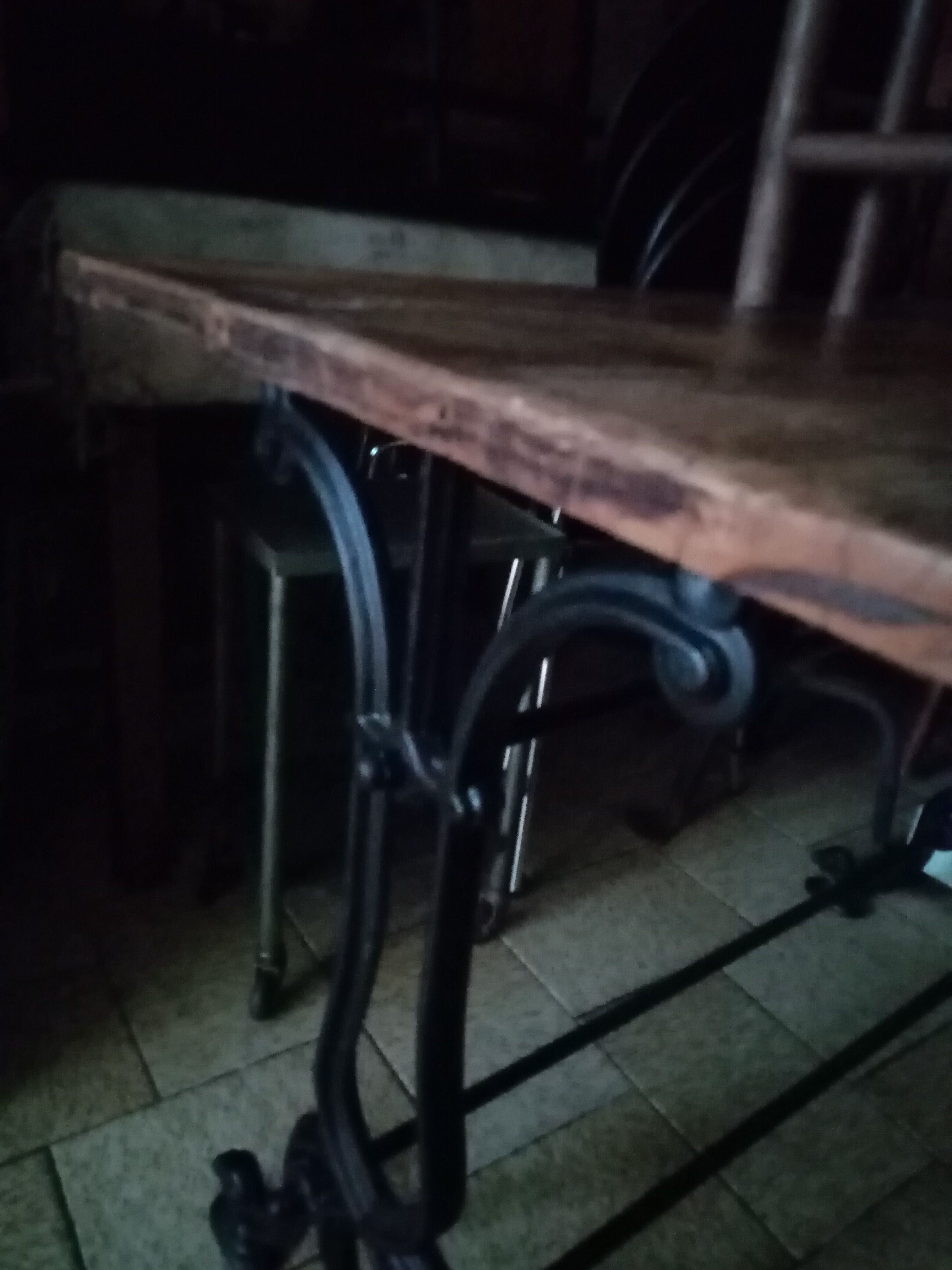 Table bistrot jardin