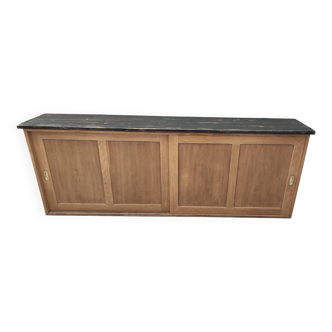 Old rear oak counter unit with two sliding doors