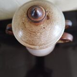 Stoneware coffee pot with filter