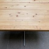 Table rises and falls in pine - Les Arcs - 1969