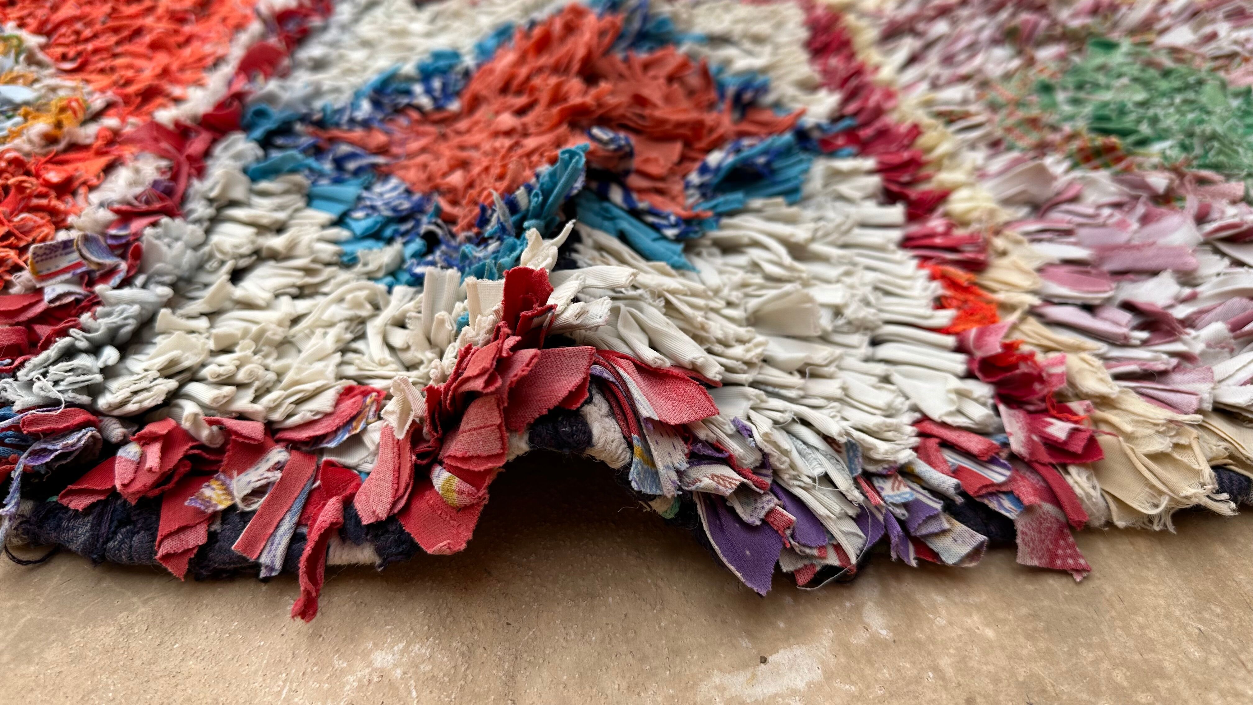 Moroccan carpet - 186 x 120 cm