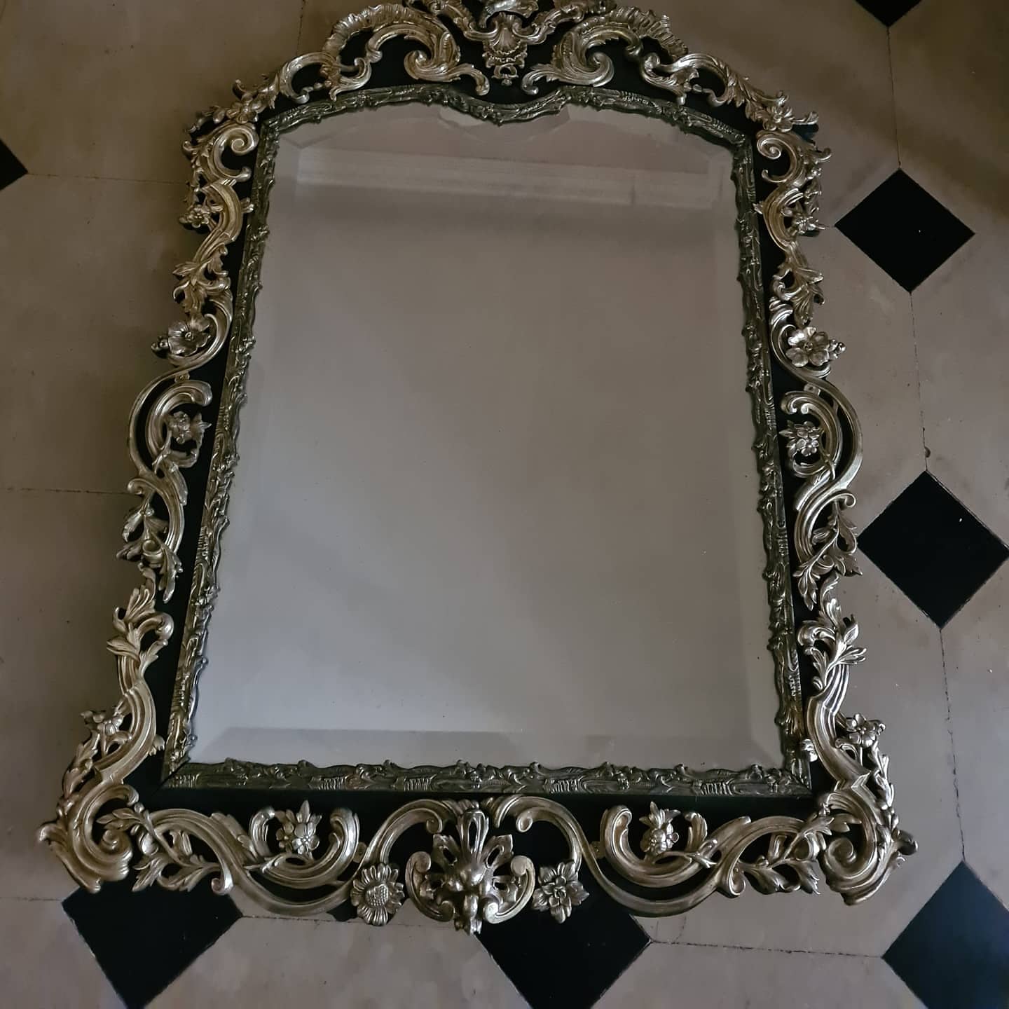 Ice cream with rich ornamentation of gilded bronzes, Napoleon III era  70x95cm