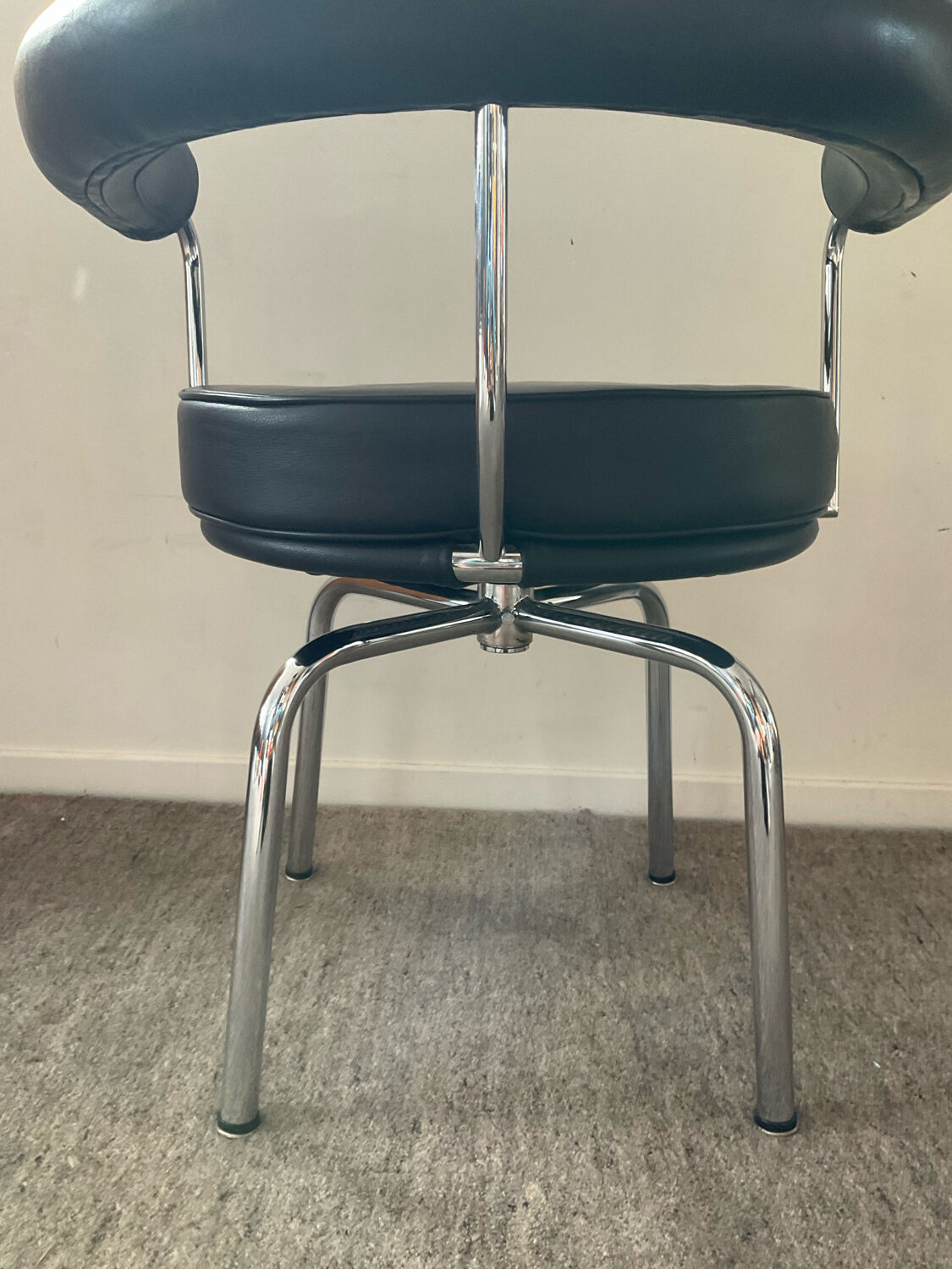 Swivel armchair of the 70