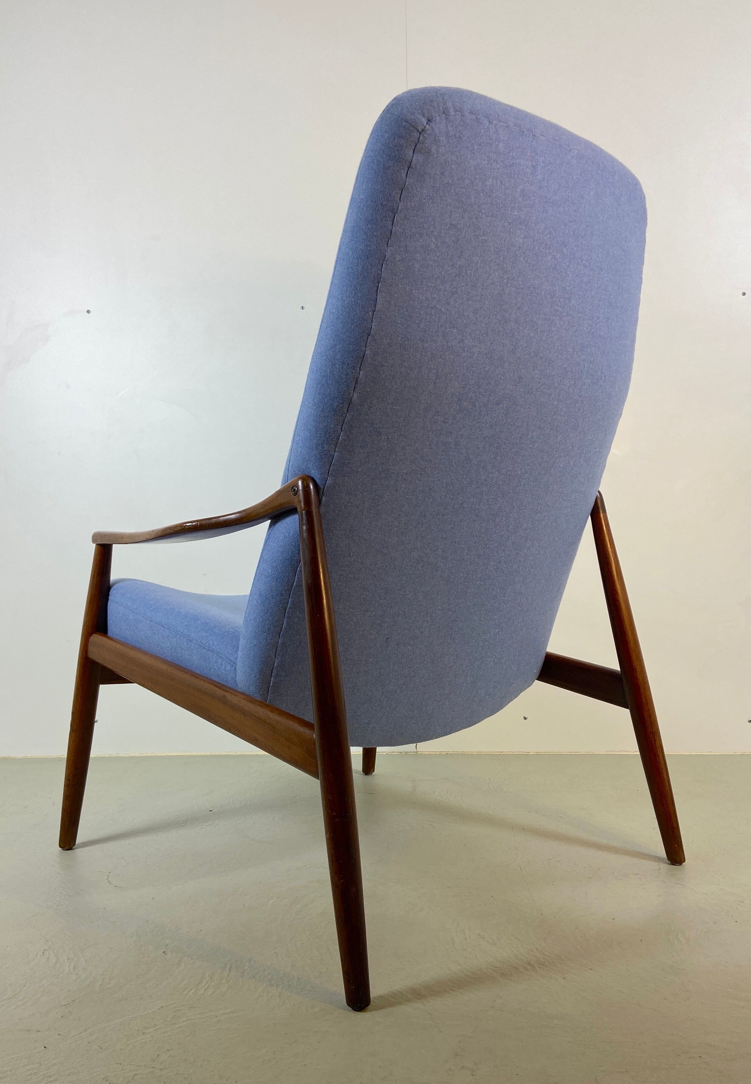 Lohmeyer easy chair