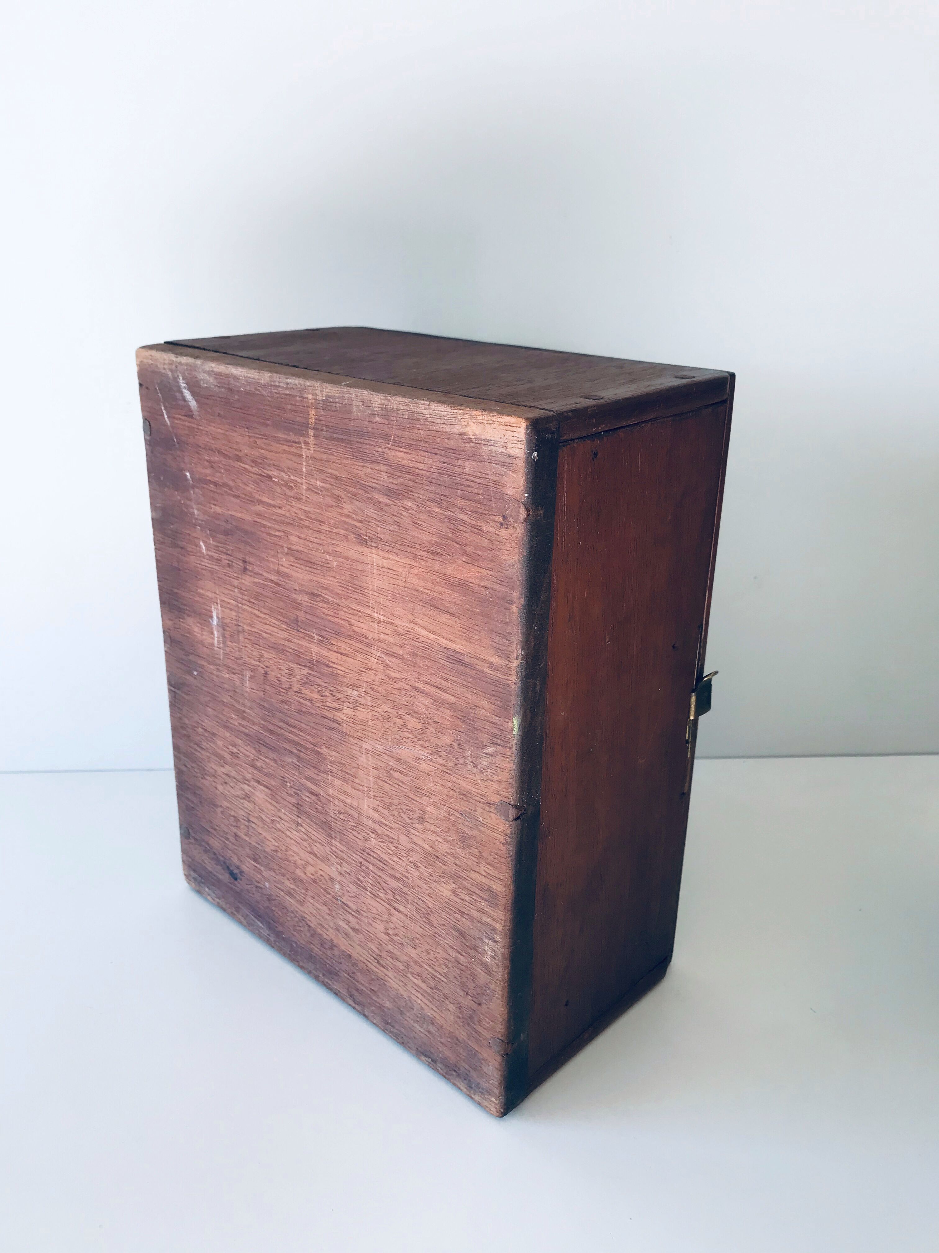 Wooden box