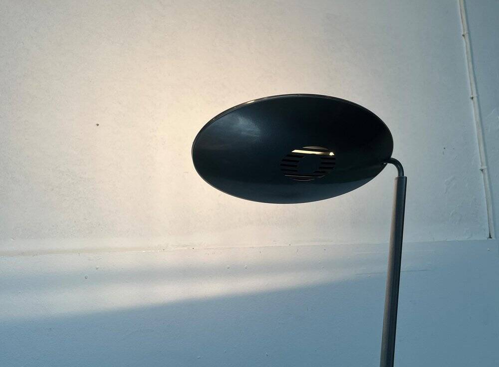 Zeta Terra floor lamp, postmodern Italian by Giuseppe Linardi for Lumina, 1990s.