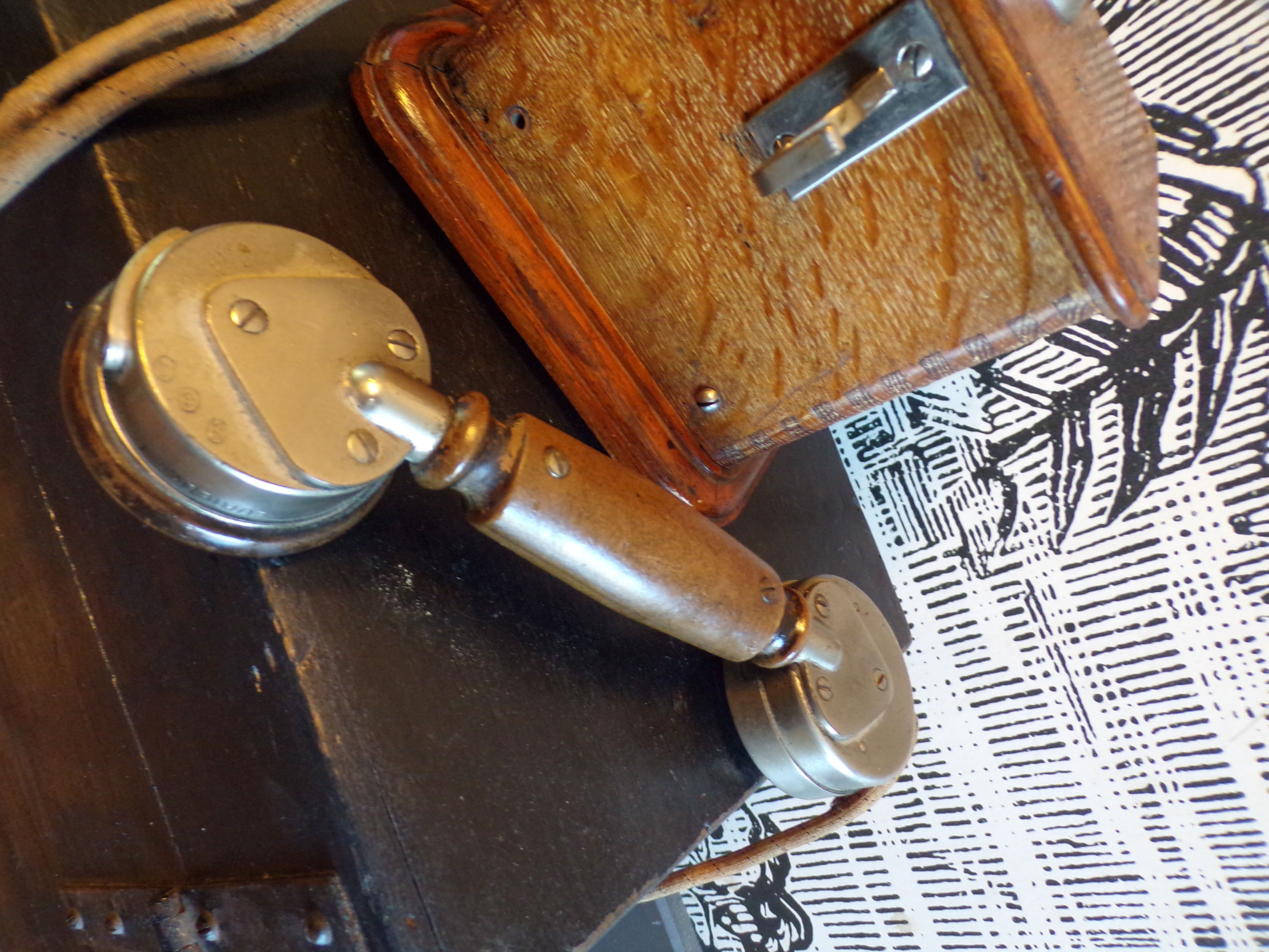 Old phone Marty 1910