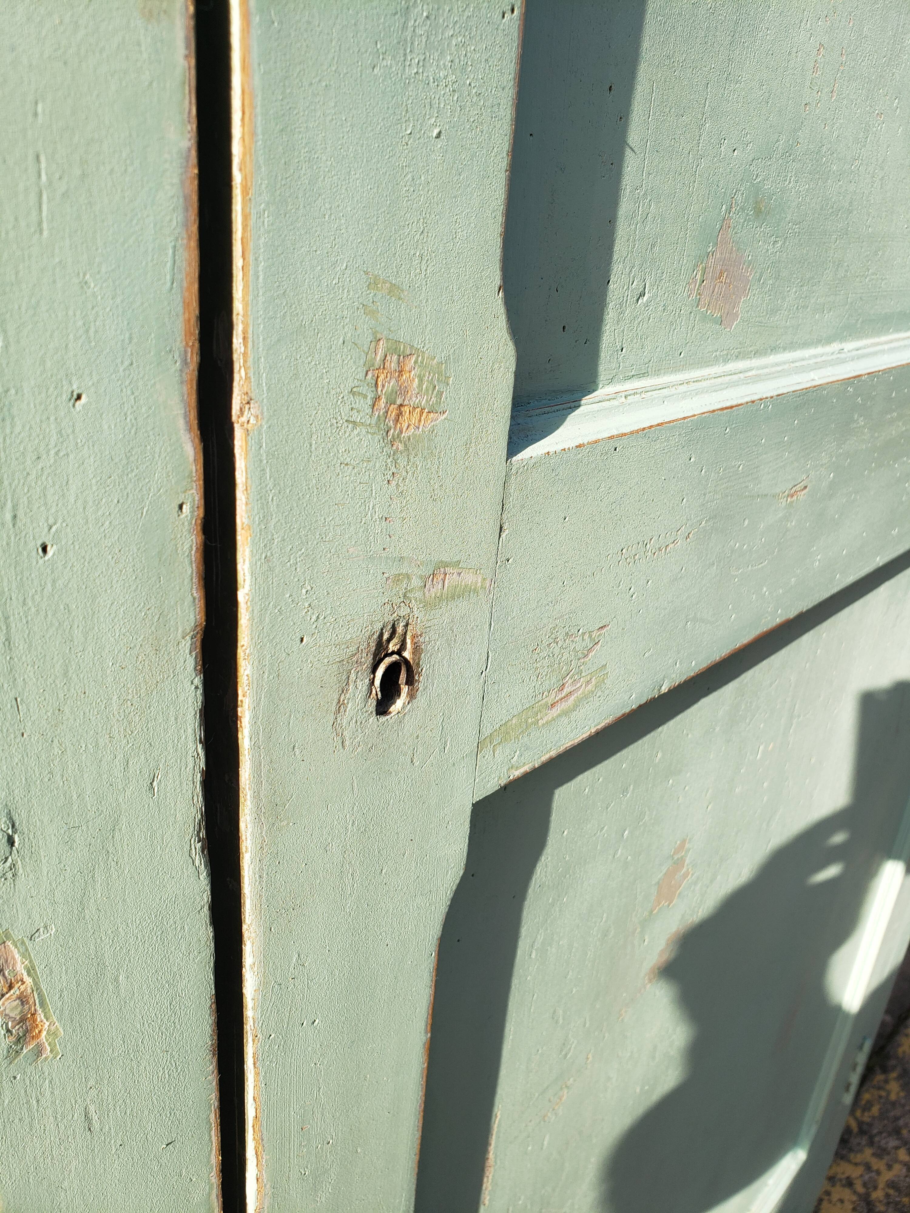 Parisian wardrobe patina ancient mint