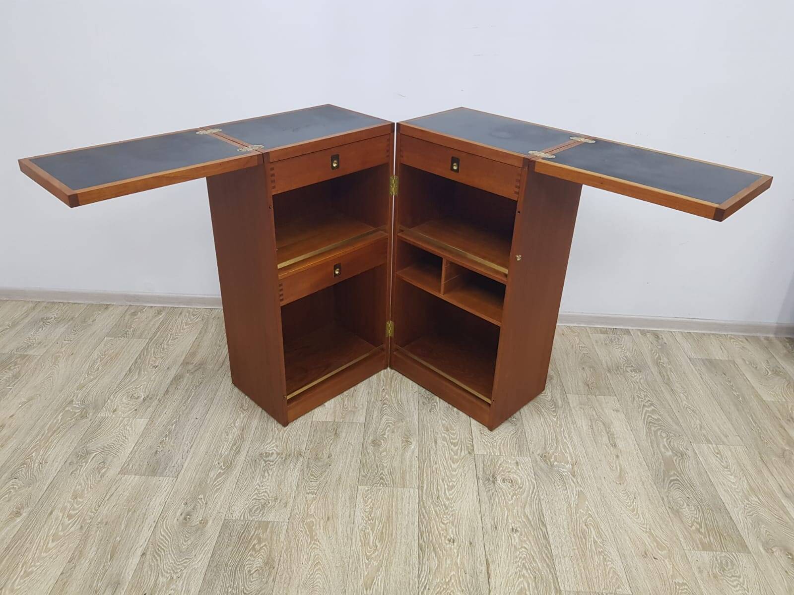 Design / Barek Teak Dyrlund / Reno Wahl Iversen / Danemark, années 1960