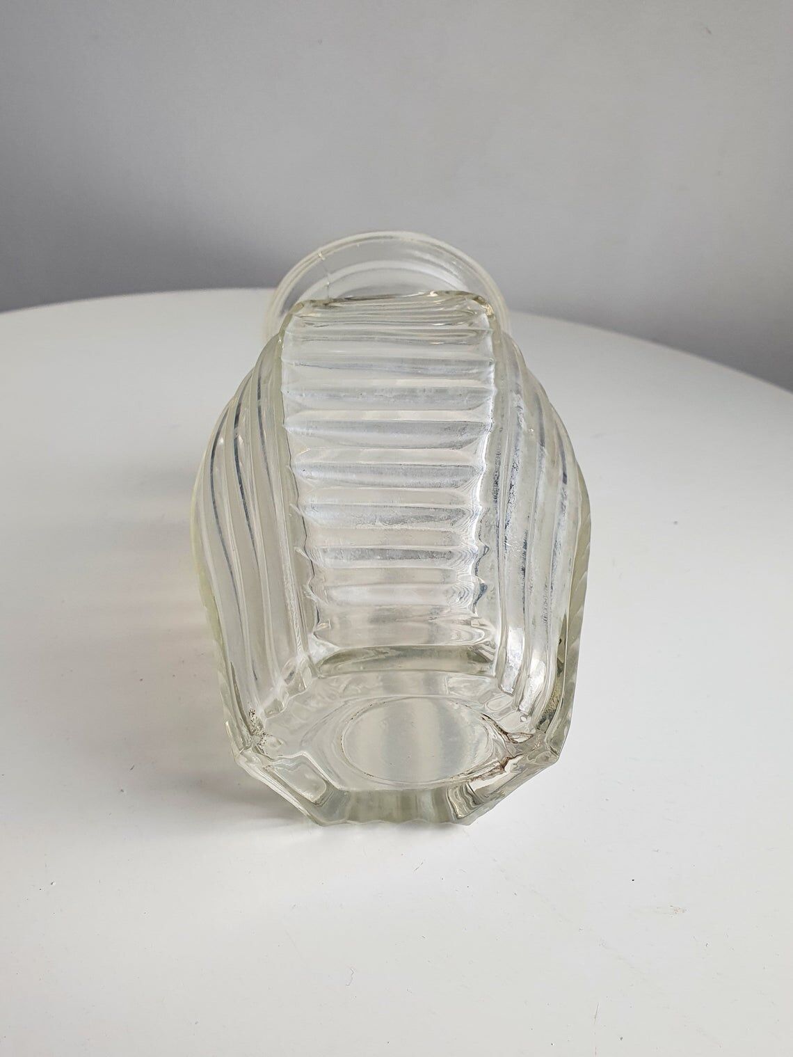 Glass vase