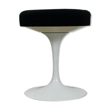Eero Saarinen Tulip stool for Knoll International, 1960s