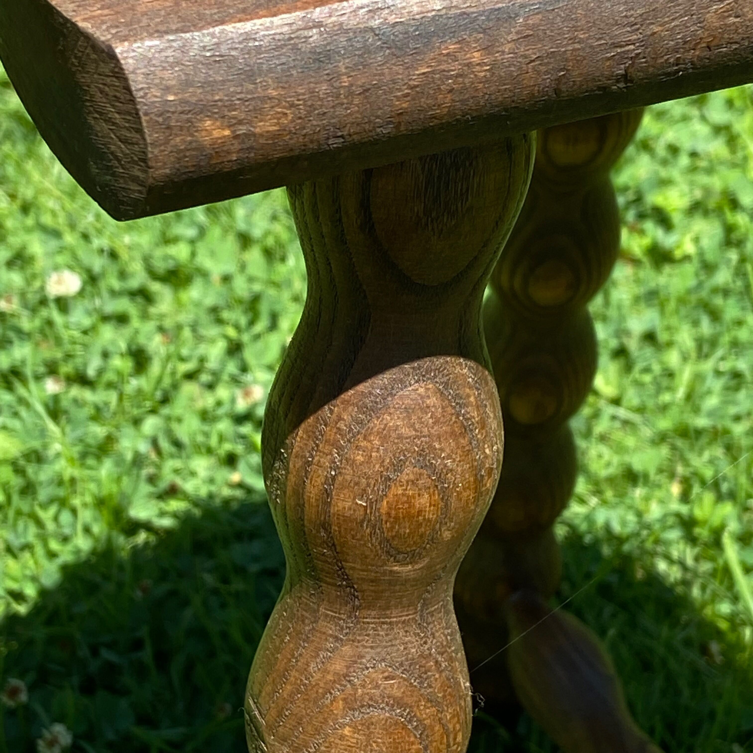 Set of 2 tripod stools-50s feet