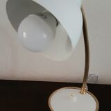 Desk lamp