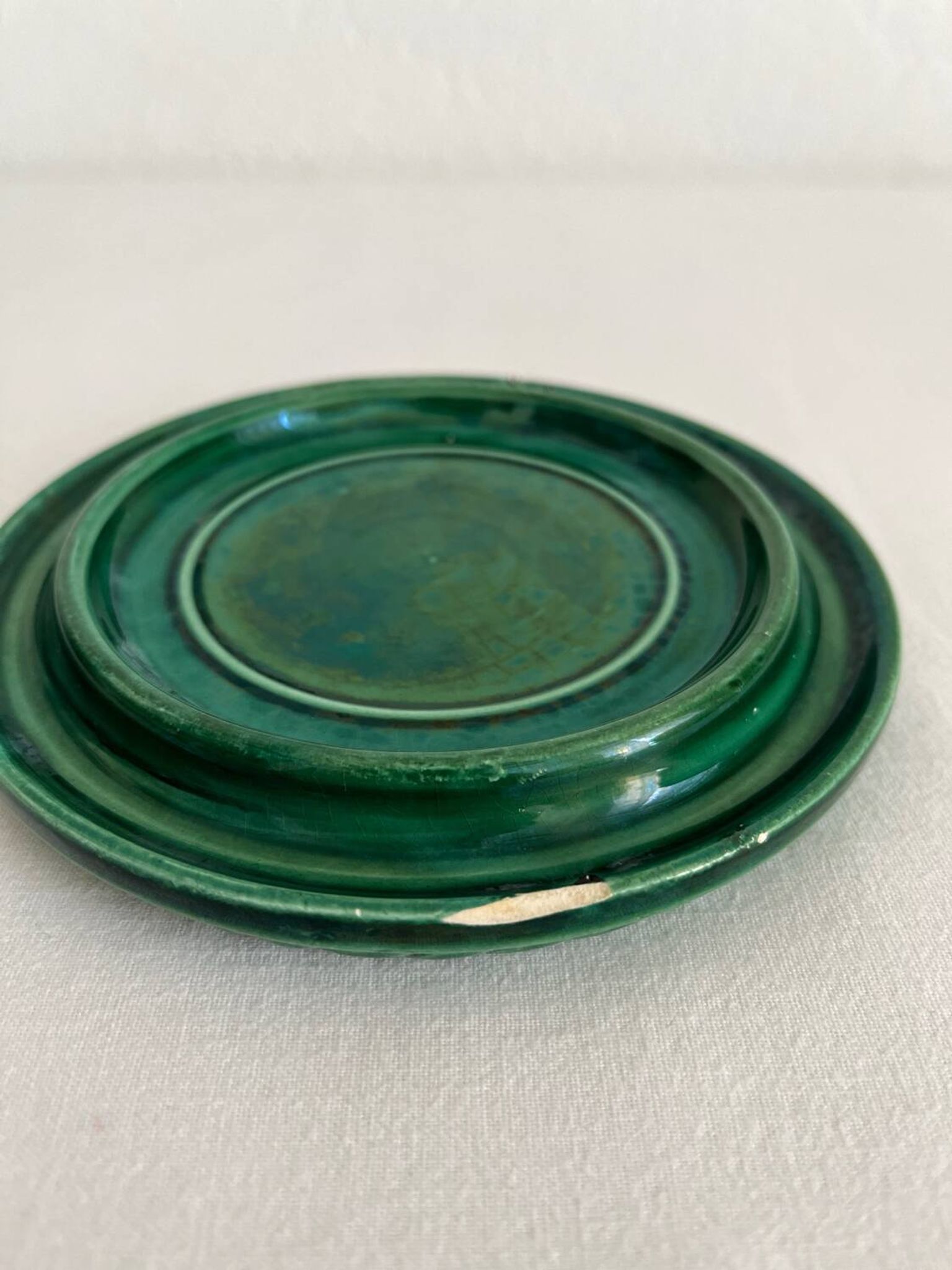 Dessous de bouteille vintage en céramique verte tressée