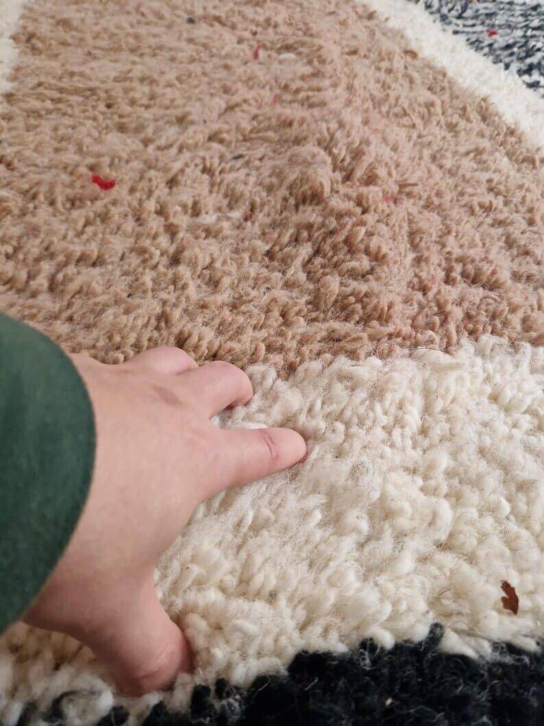 Handmade traditional pure natural wool rug, size 170 x 250 cm
