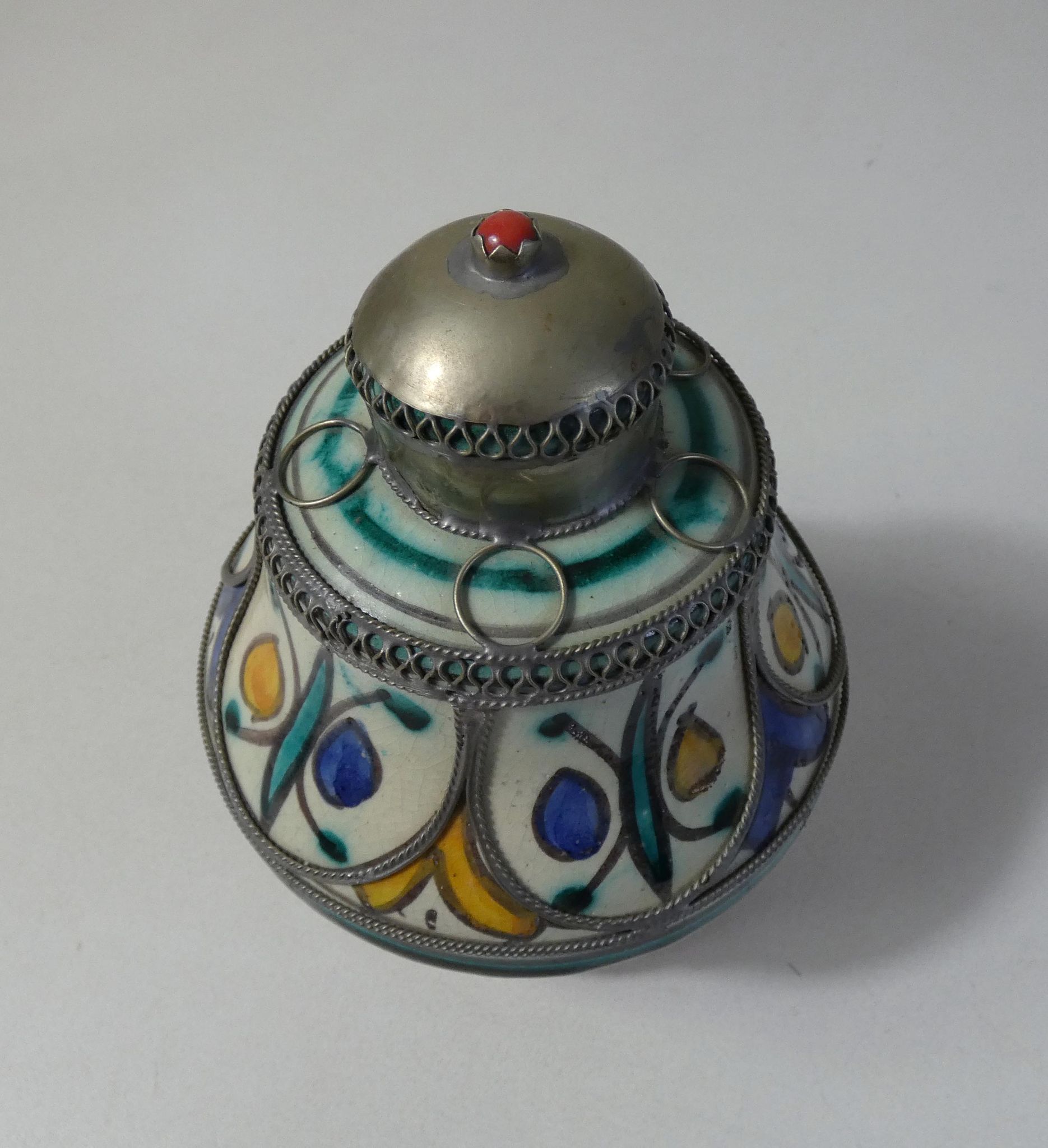 Ancient ethnic berber ceramics morocco filigree