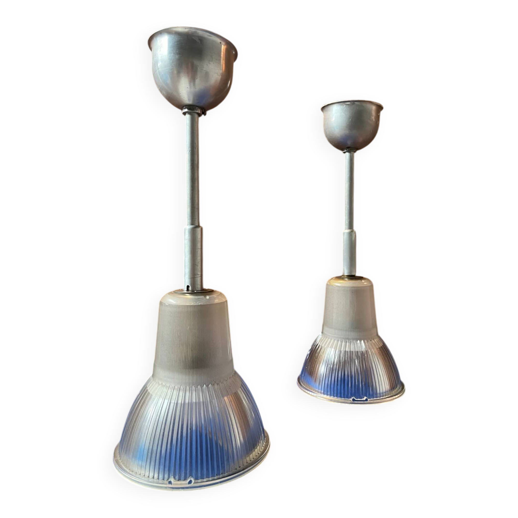 2 suspensions en verre Holophane 1950