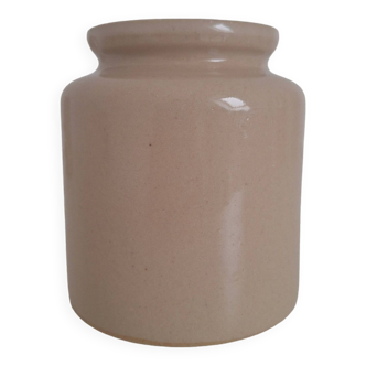 Beige stoneware pot