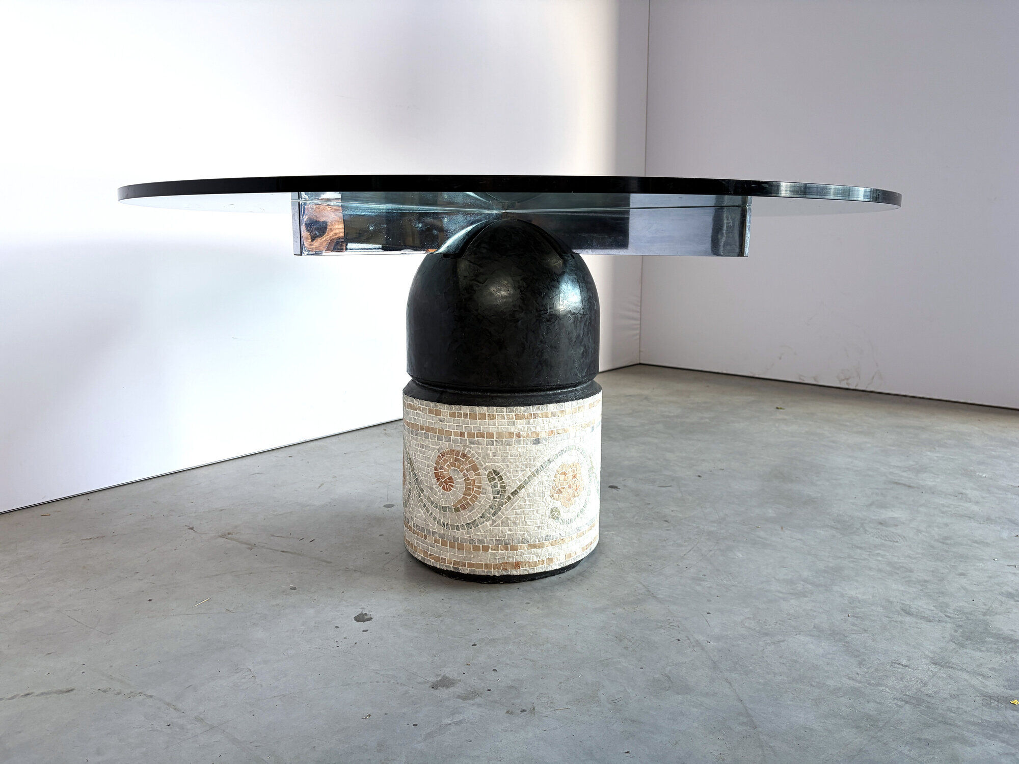 Giovanni Offredi "Paracarro" dining table for Saporiti, 1970s