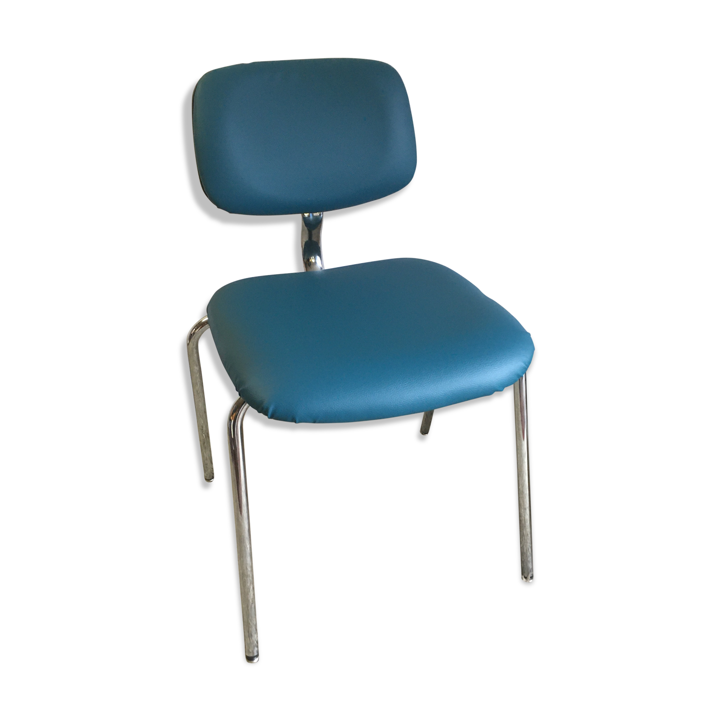 Blue strafor steelcase chair 70