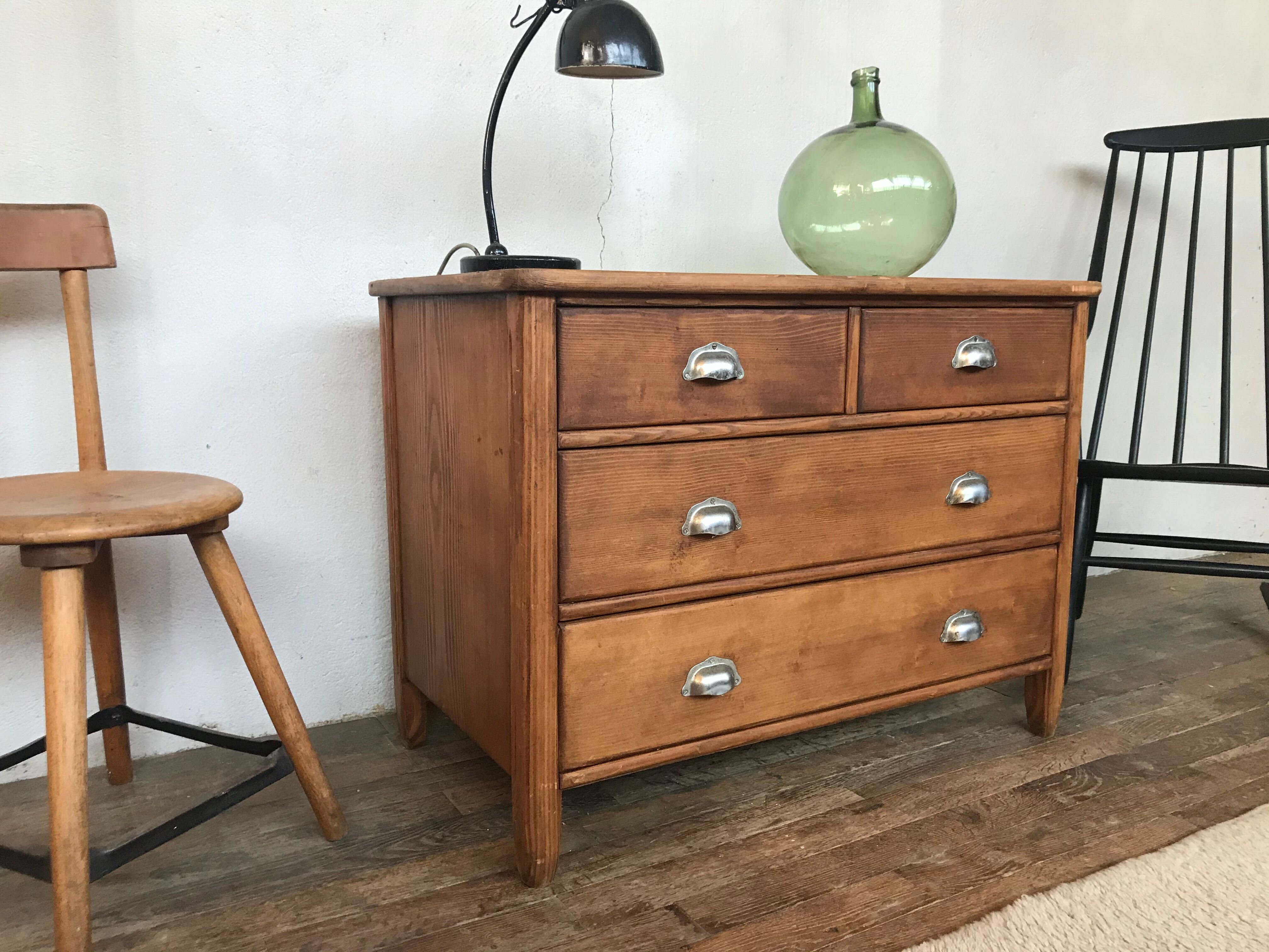 Dresser, wooden early 20th