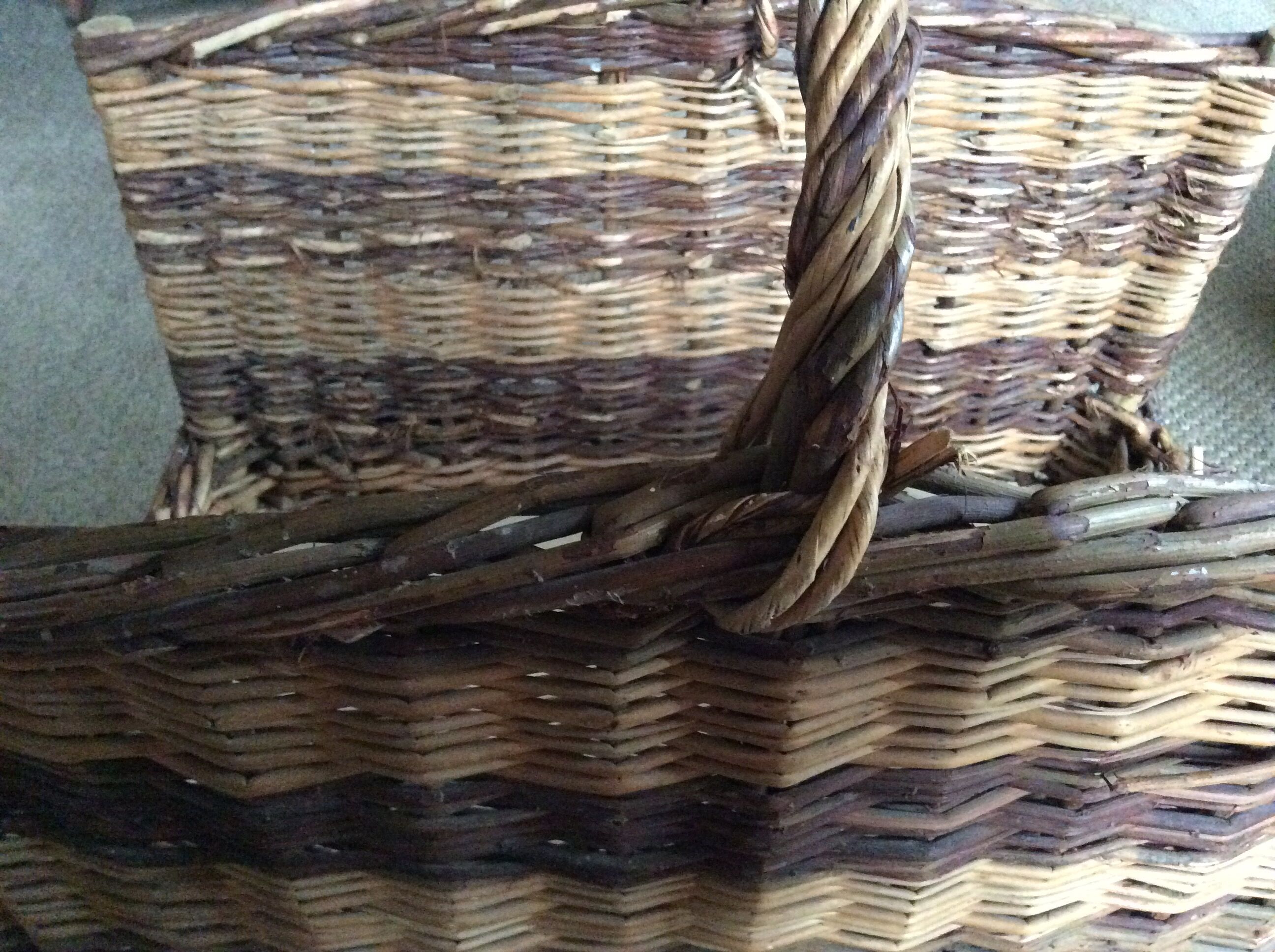 Wood basket