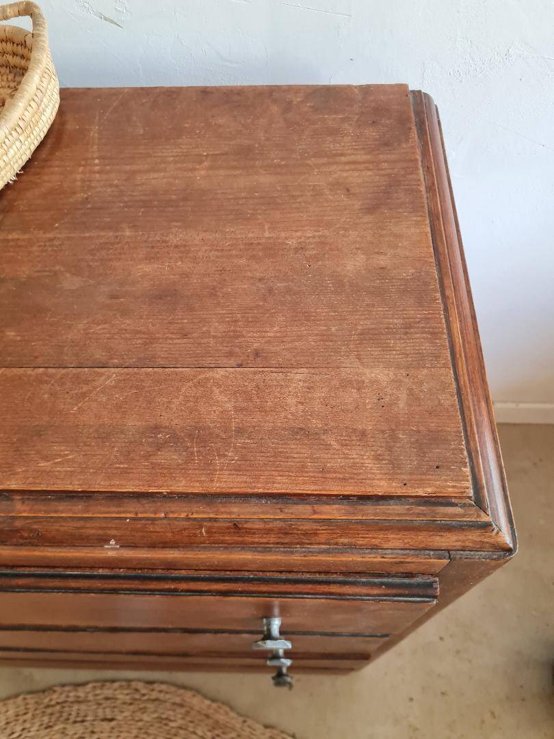 1960s chest of drawers