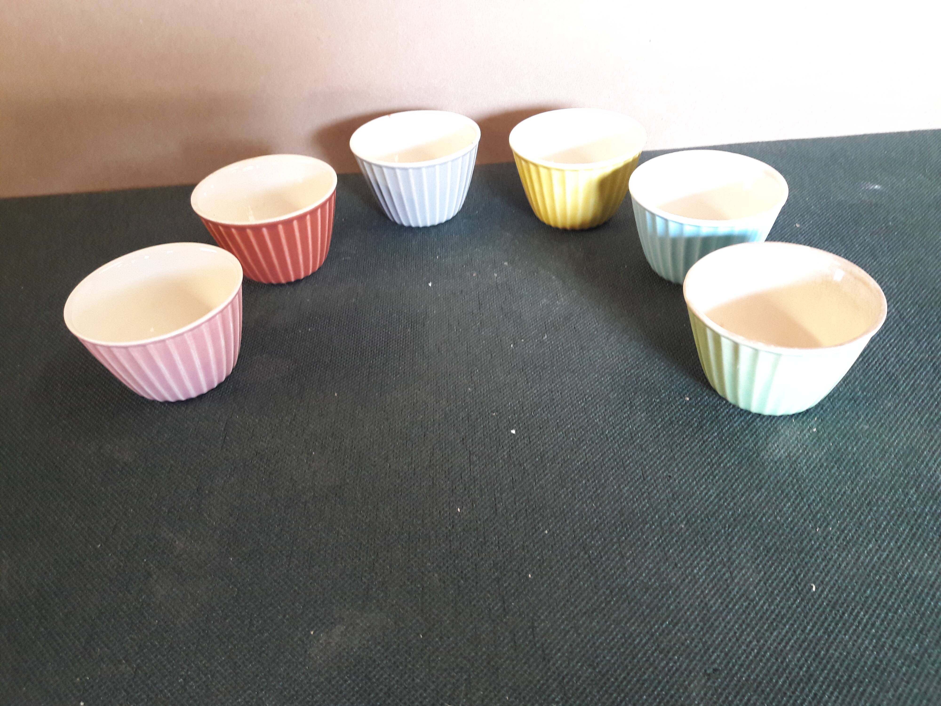 Set of six Villeroy and Boch ramekins