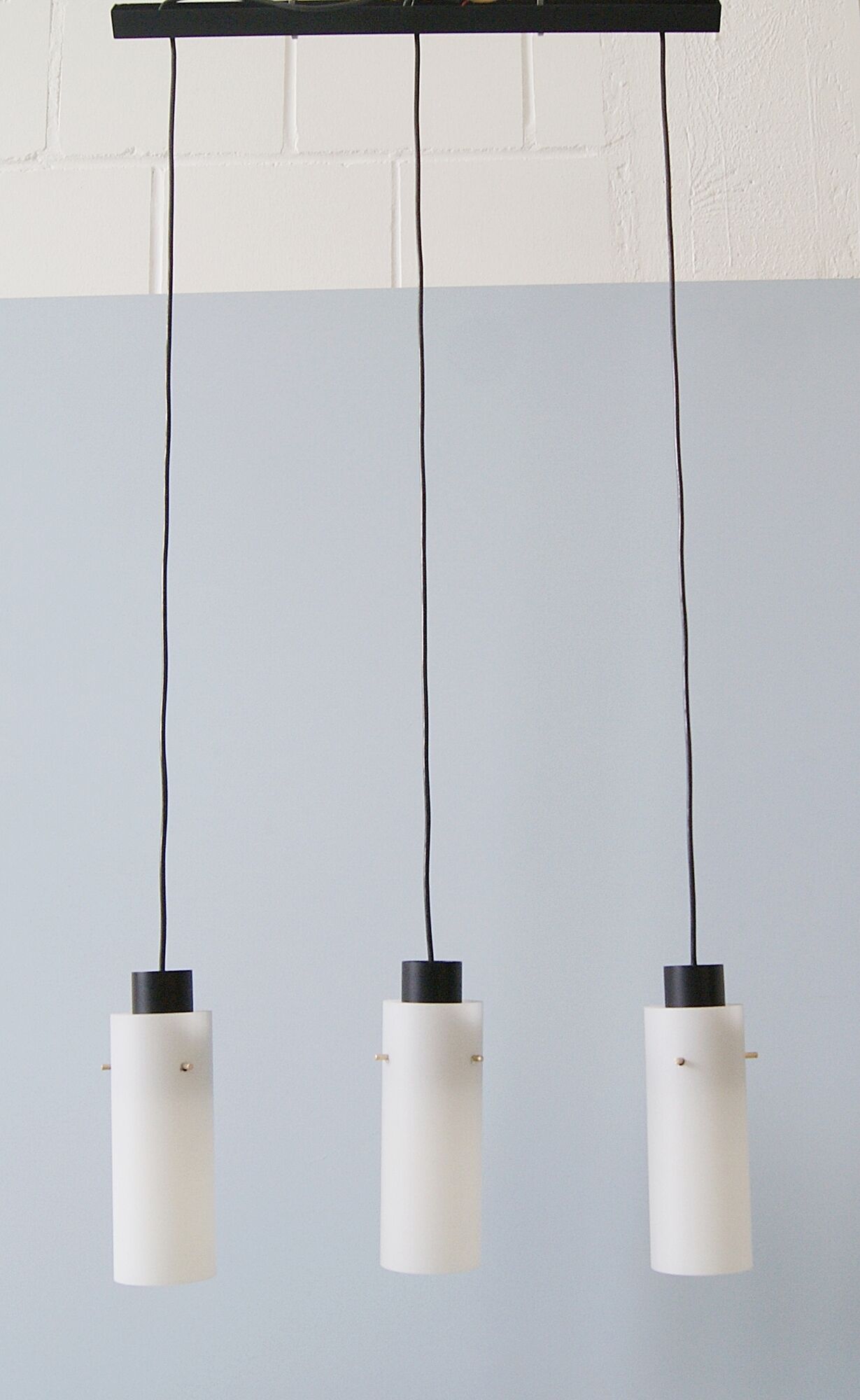 Three-arm pendant lamp made of opaline glass and metal, cascade lamp, minimalist lighting