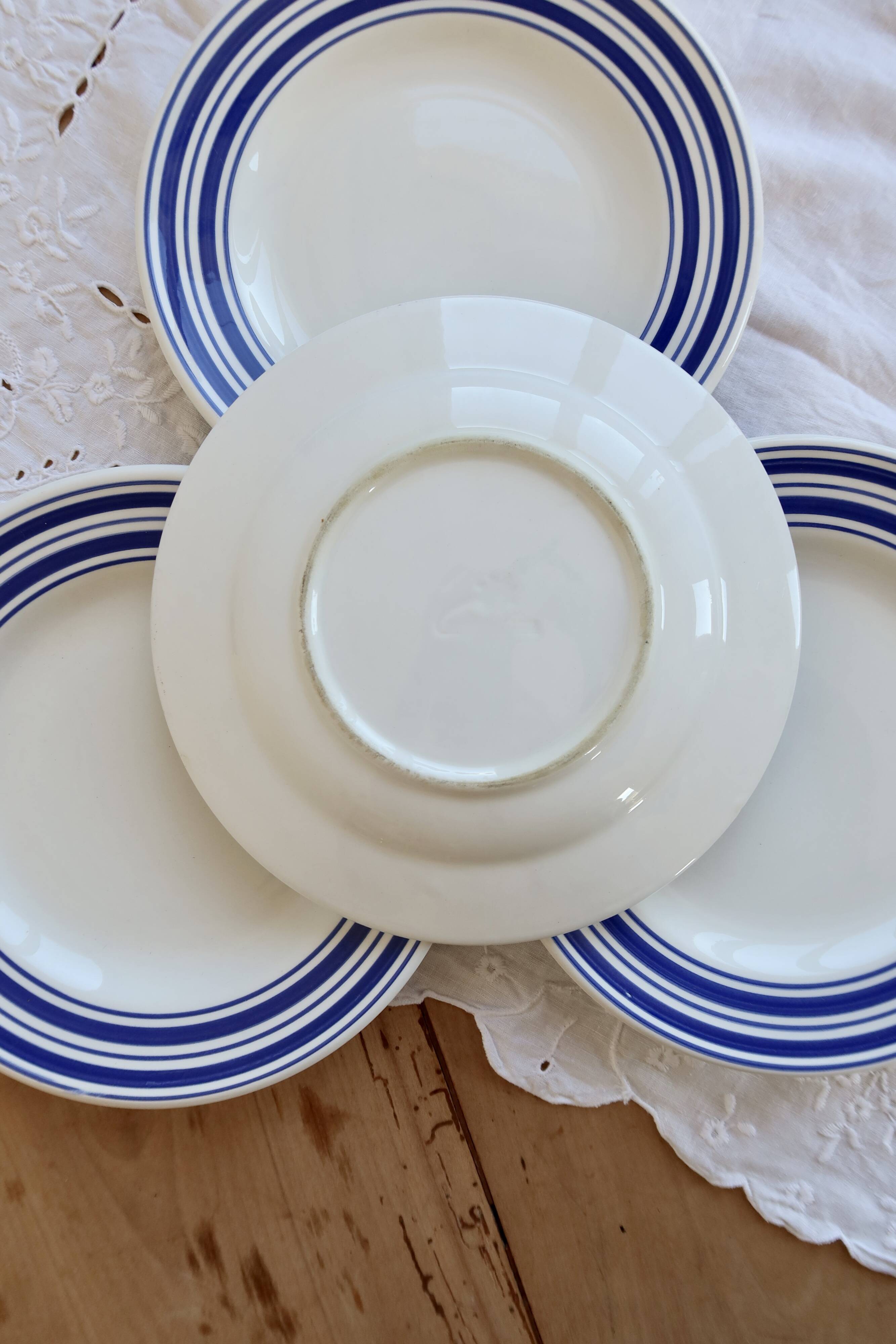 4 dessert plates in white porcelain with blue borders – Bistro style