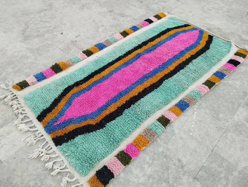 Handmade Berber rug in pure wool, size 240 x 160 cm