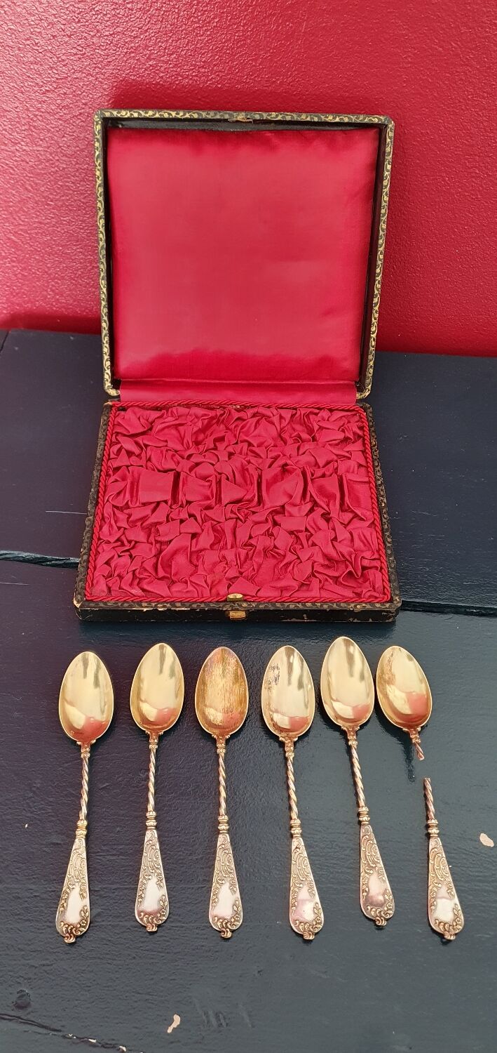 6 silver and vermeil spoons