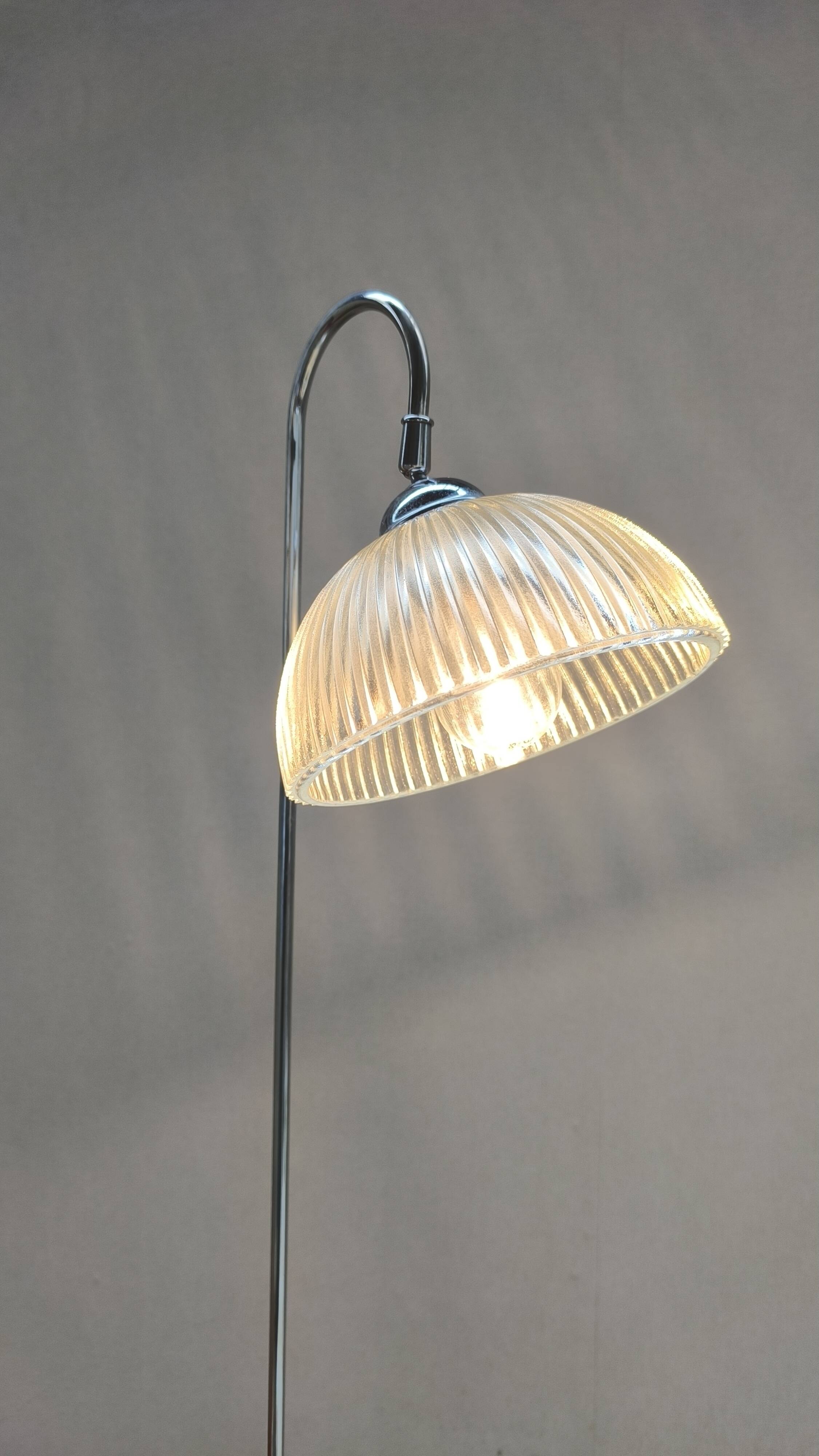 Floor lamp in chromed metal and holophane glass 1970