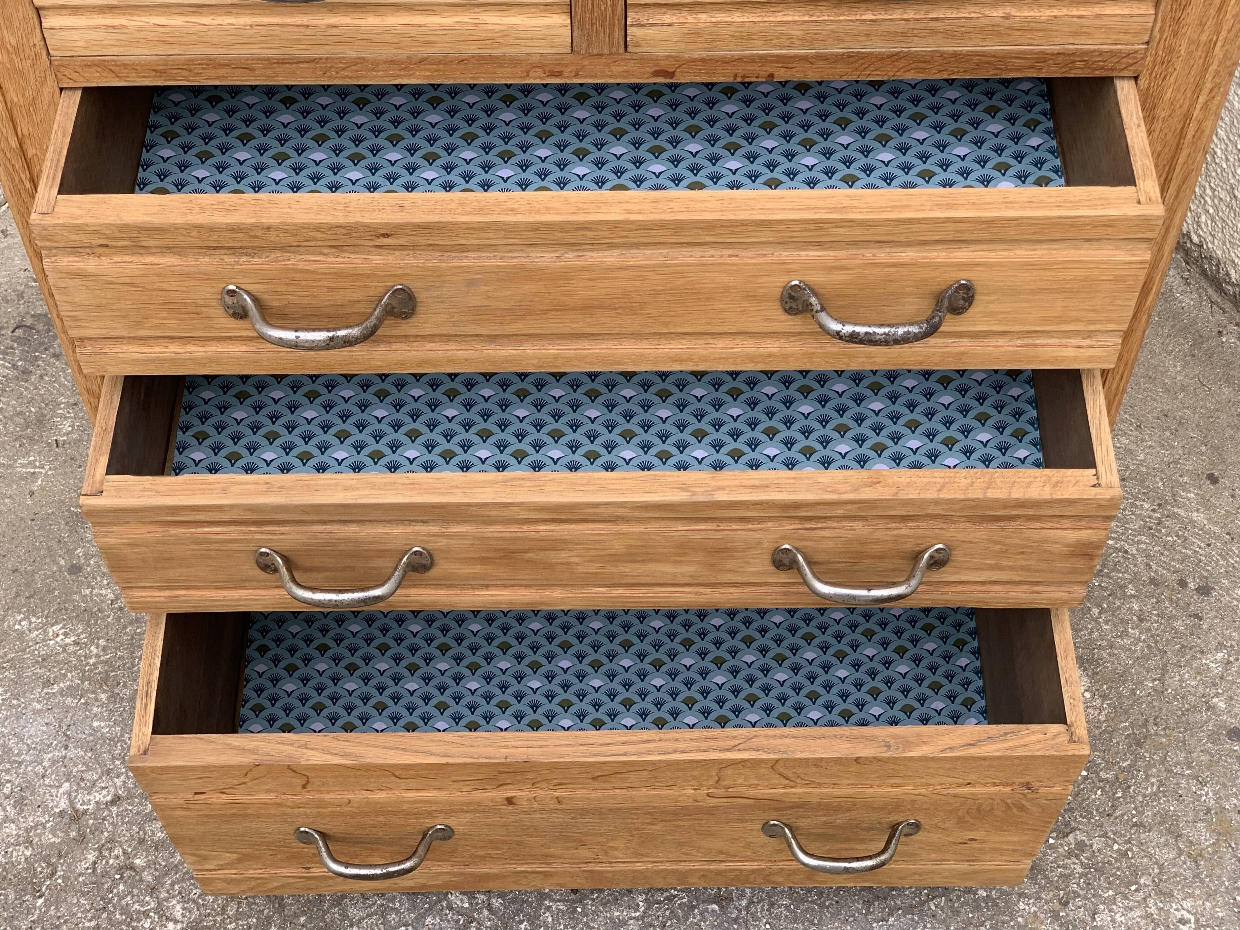 Buffet parisien vitré 1920 bois brut massif