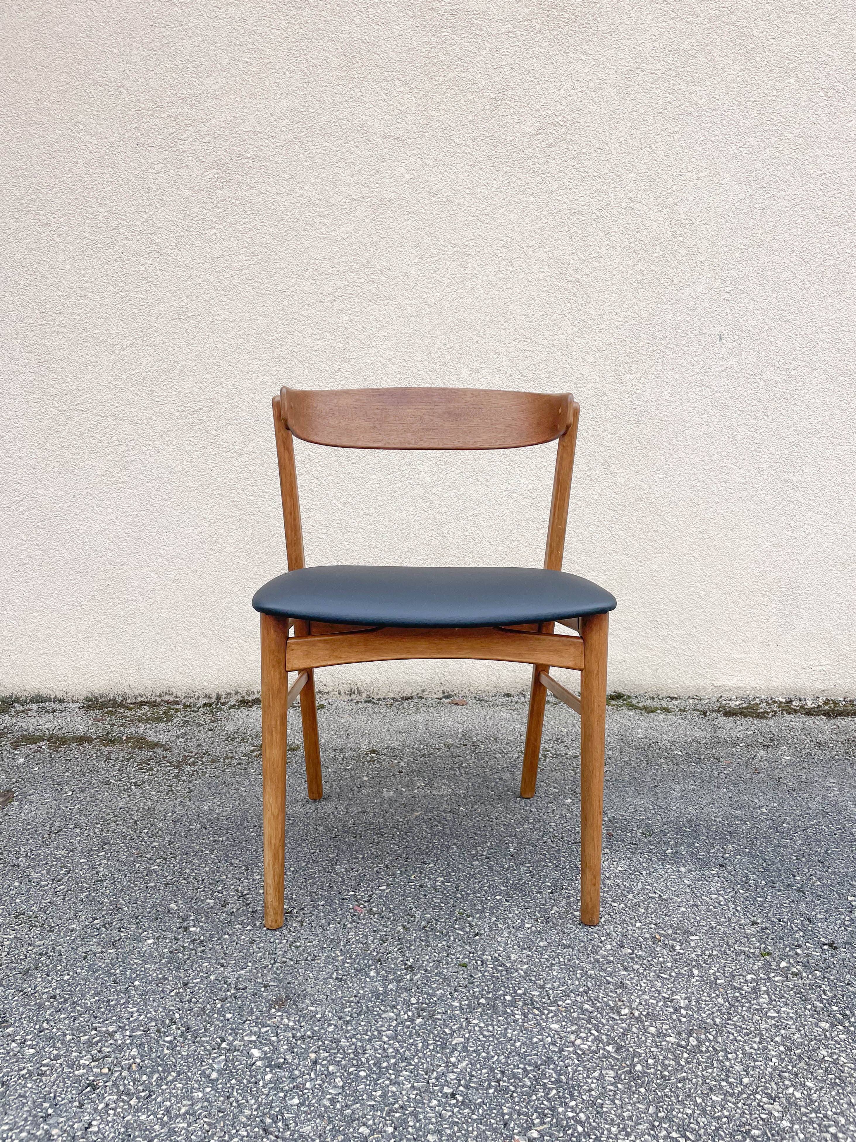 Scandinavian chair