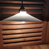 Suspension saucer opaline