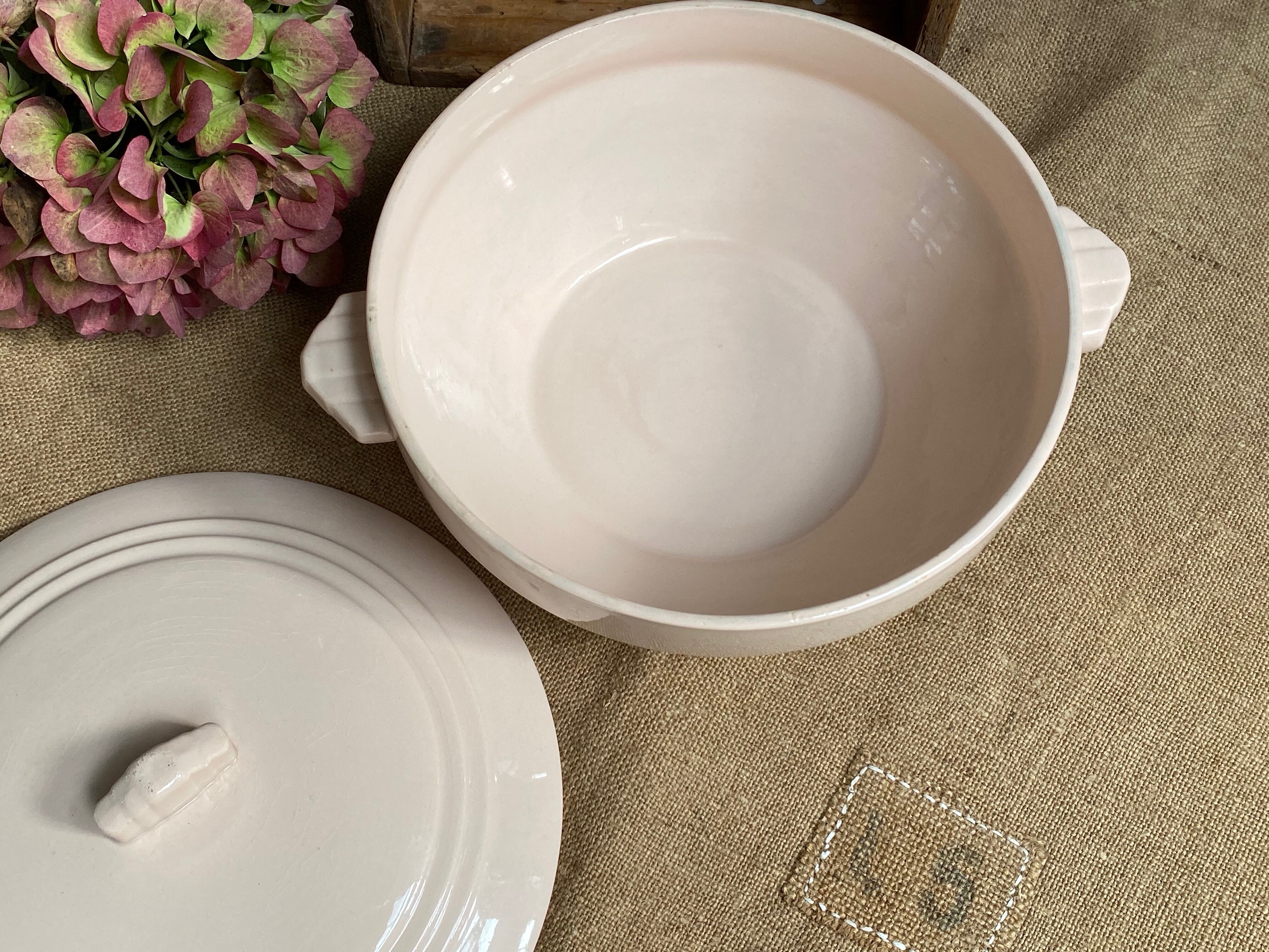 Pale pink Art Deco soup tureen