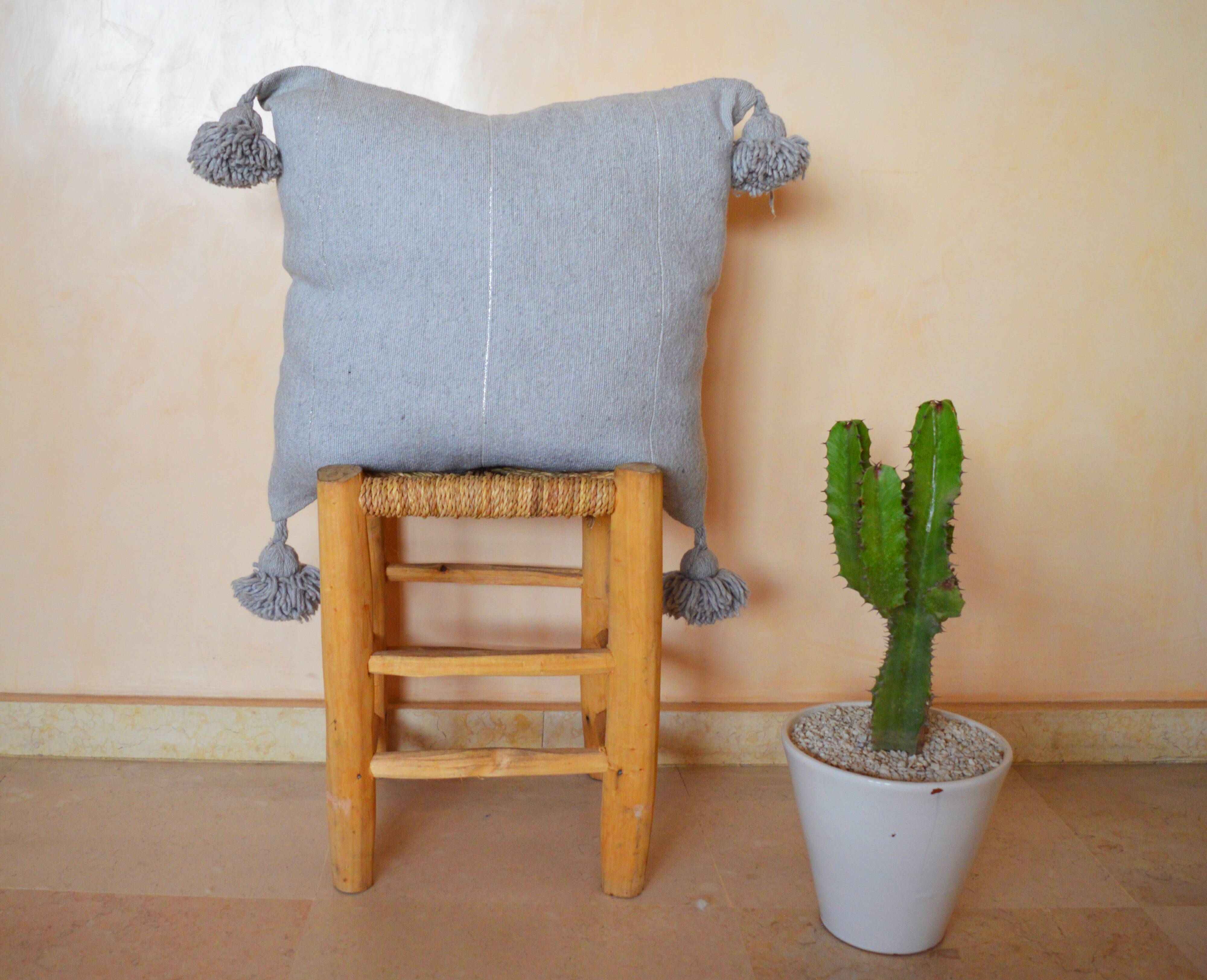 Moroccan pompon pillow grey 48x48cm