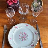 Set of 3 white wine glasses in cut glass