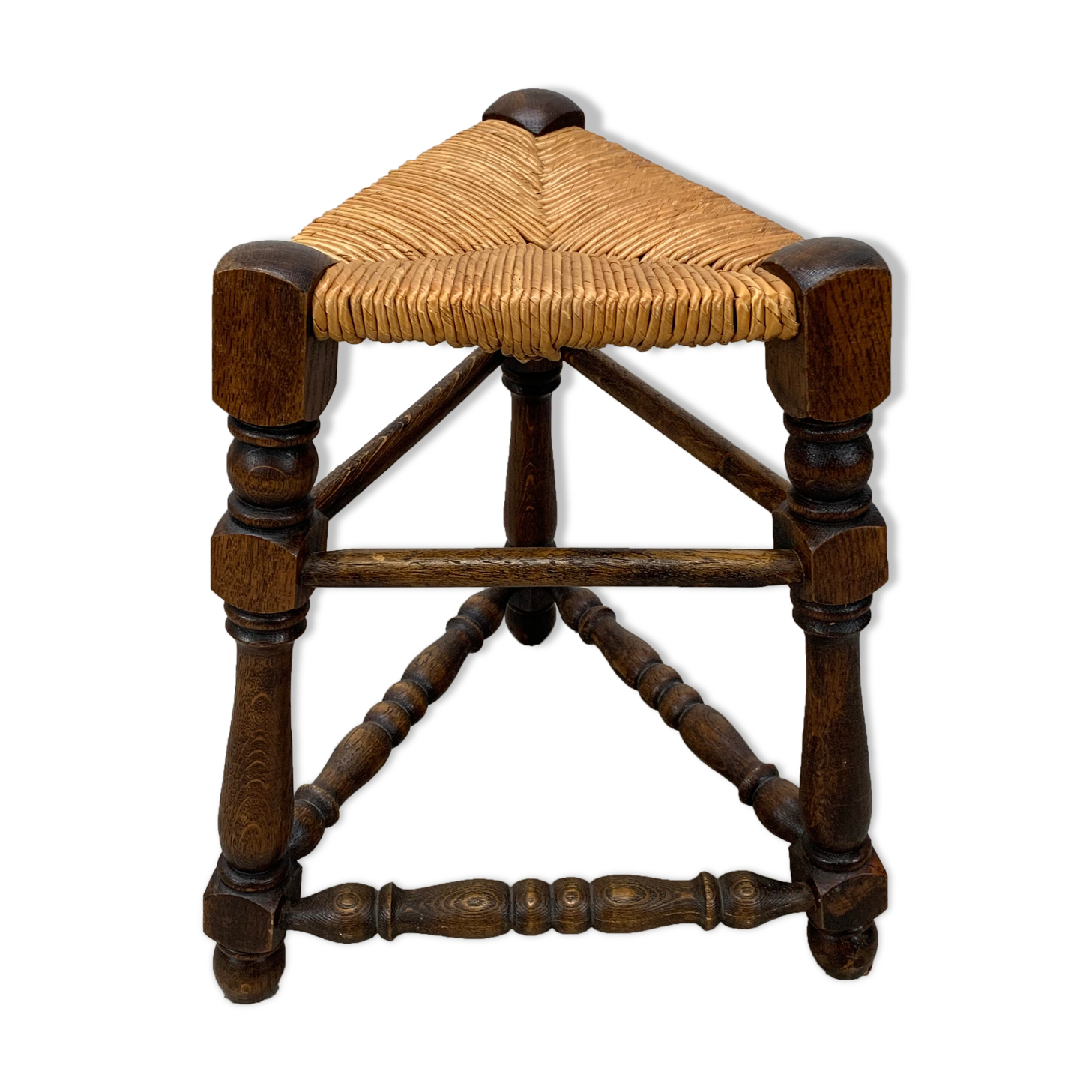 Tripod stool straw and turned wood
