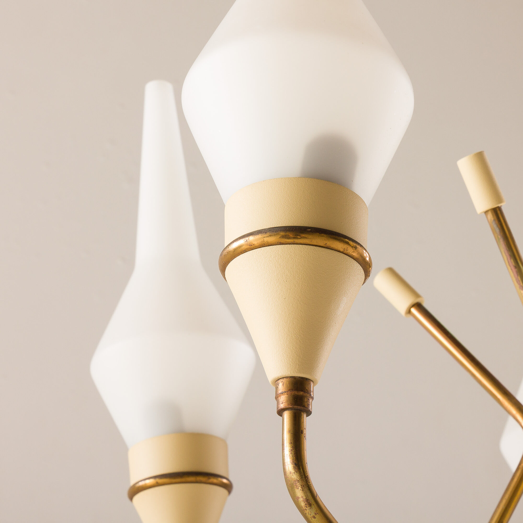 Italian mid-century chandelier in brass, 1950s