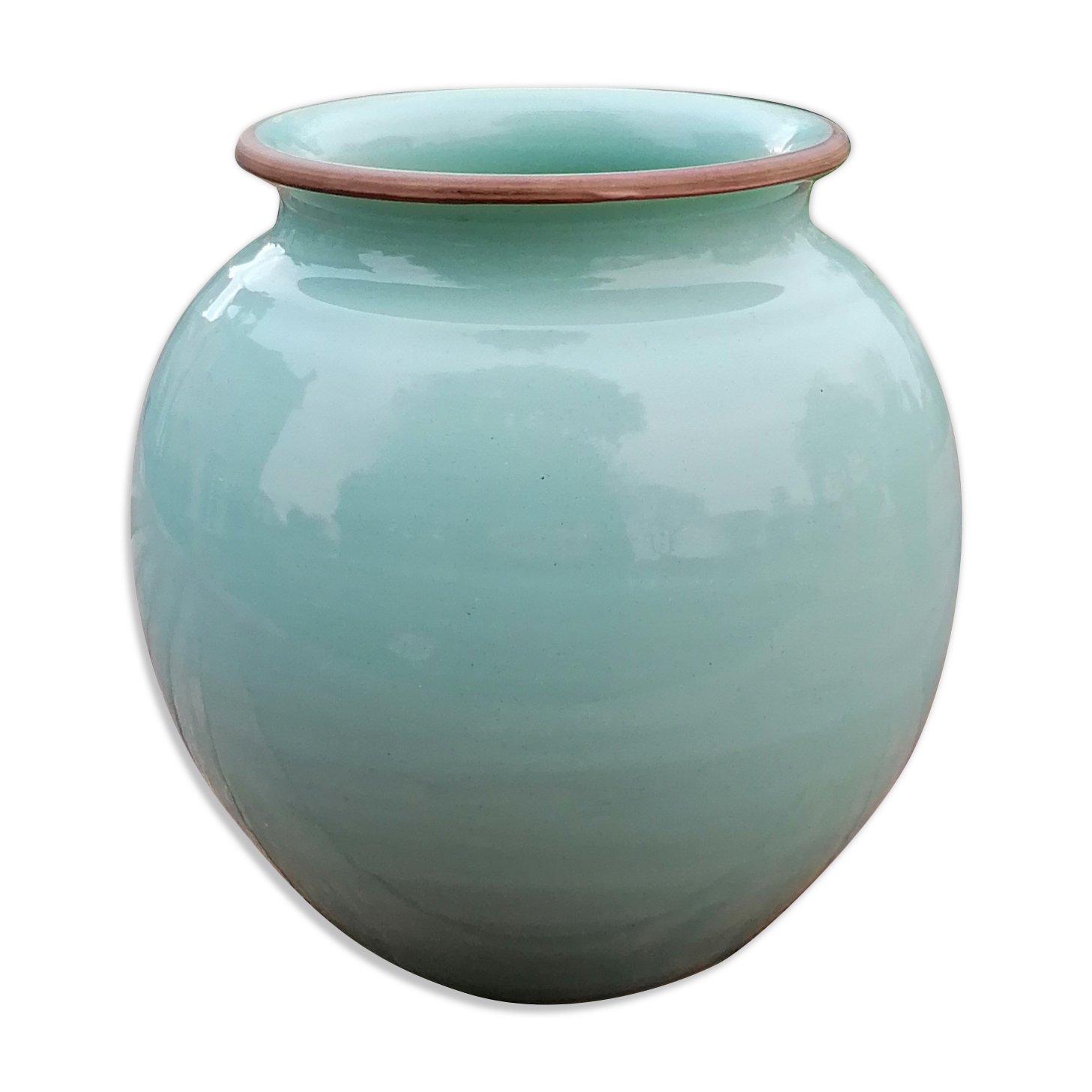Ceramic vase
