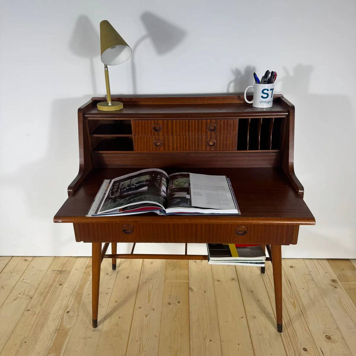 Secretary AB Bröderna Gustafssons – Mid-century Scandinavian design