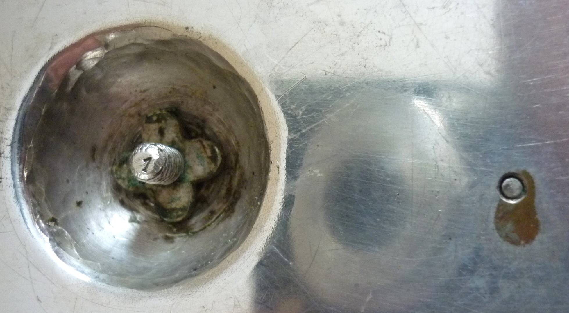 Large gravy boat on its frame, silver metal Cailar Bayard, 19th century