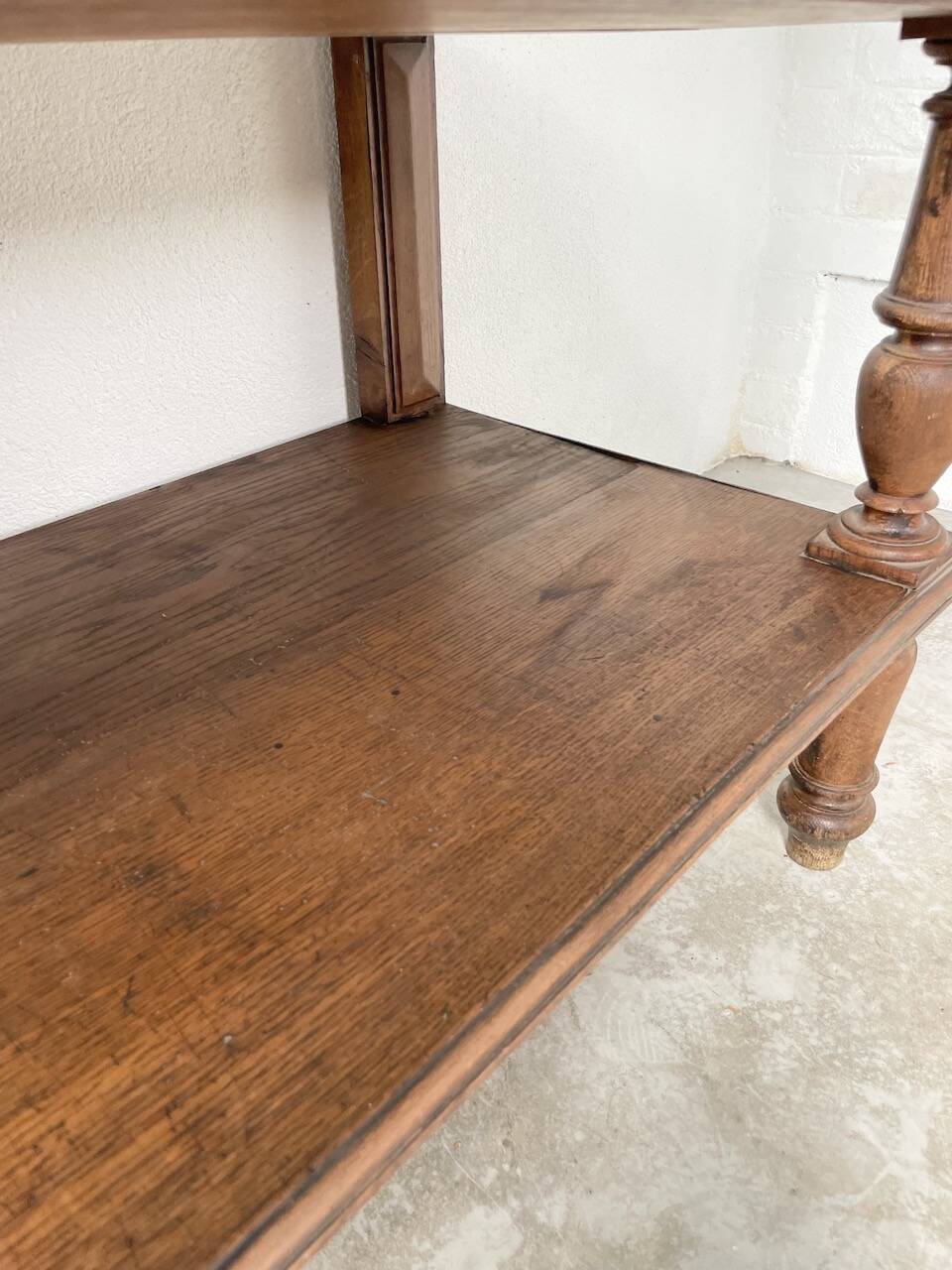 Drapière console en chêne 1950