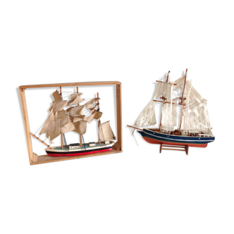 Deux anciens bateaux maquettes  en bois