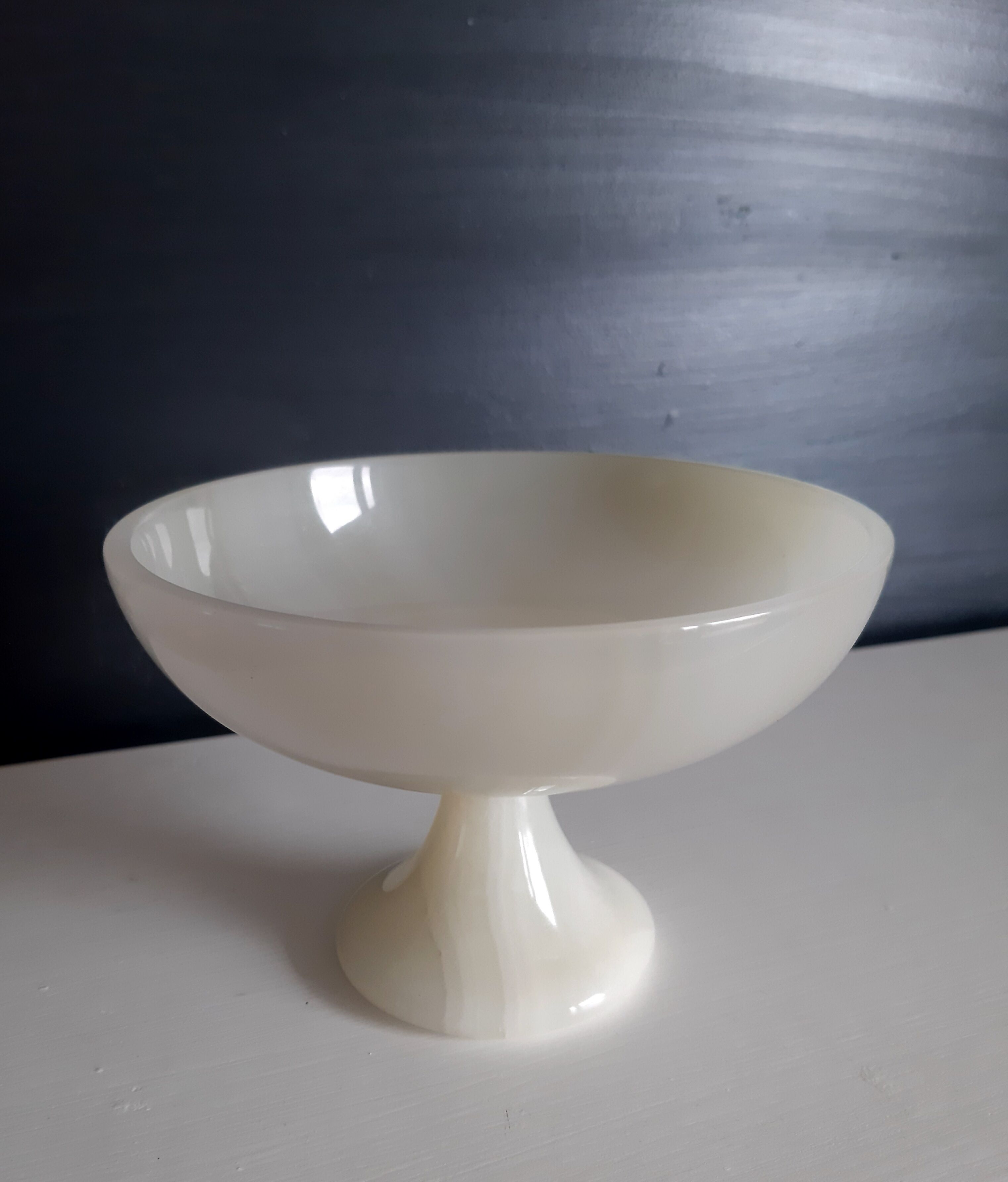 Alabaster cup and 3 eggs