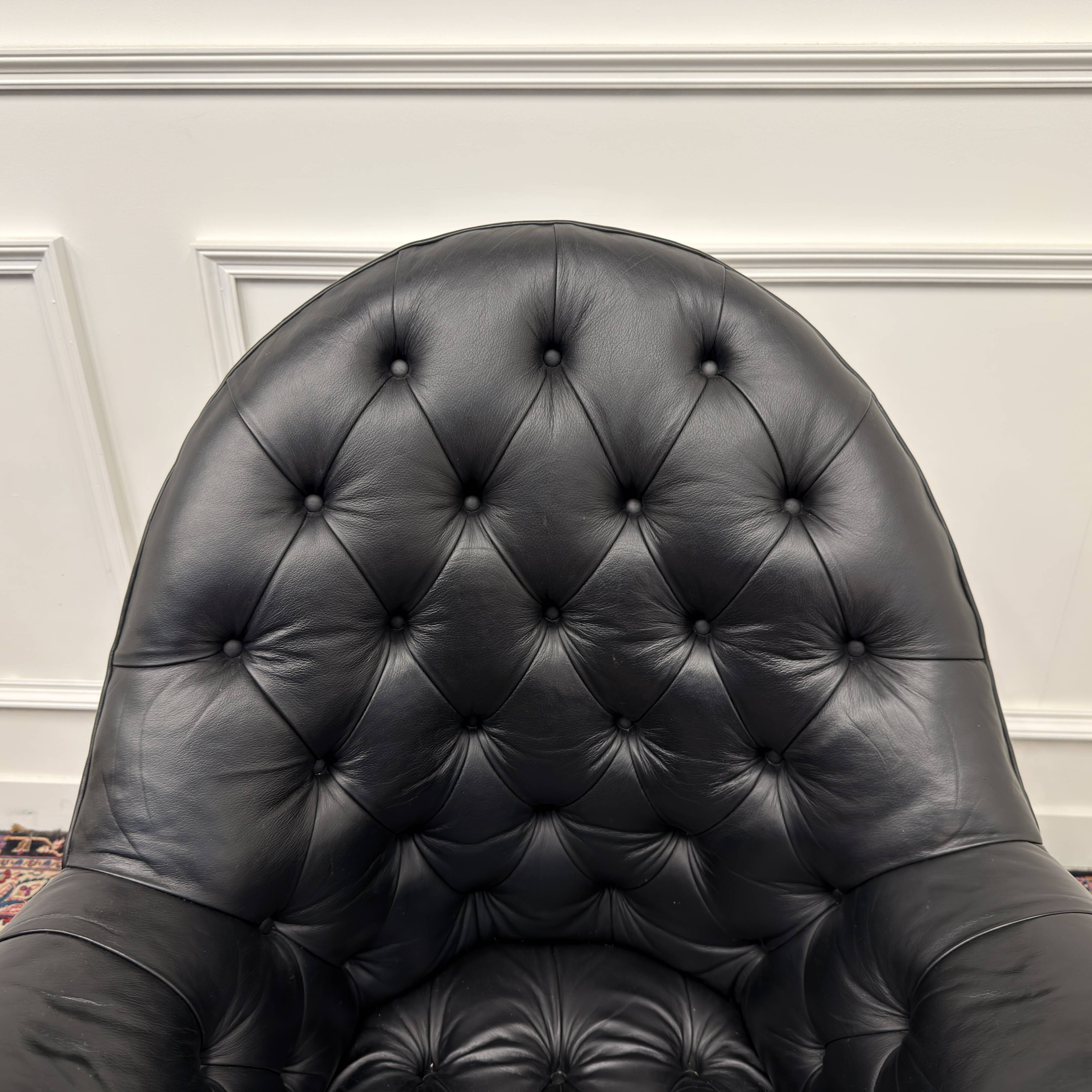 Classic English Chesterfield Desk Chair Black