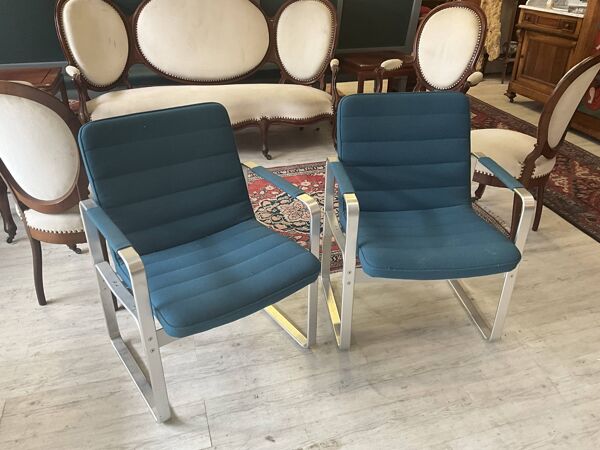 Paire de fauteuils par Karl Erik Ekselius