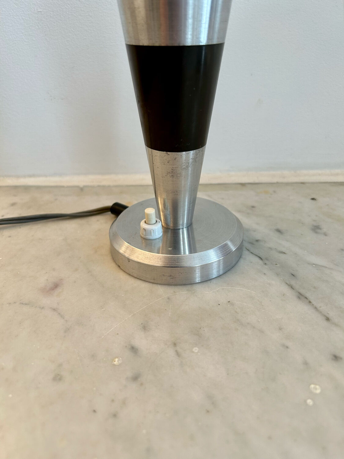 Vintage art deco lamp base, chromed metal and brass, France 1930